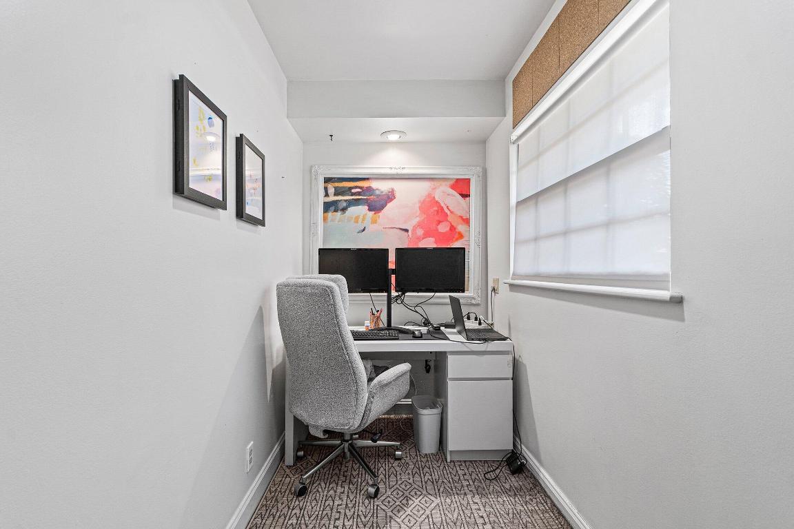 PINEWOOD EAST 2 OF WELLINGTON - Residential Lease