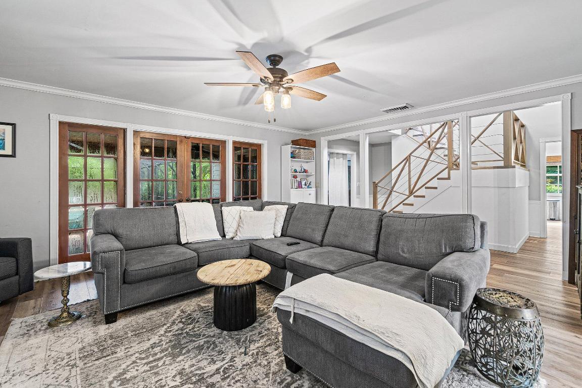 PINEWOOD EAST 2 OF WELLINGTON - Residential Lease