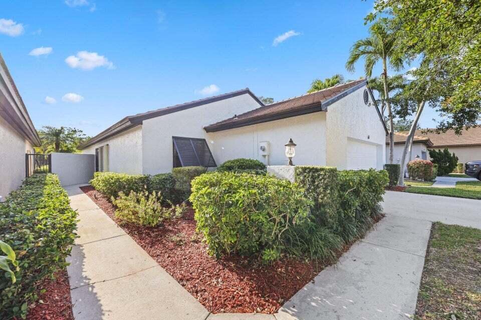 PGA RESORT COMMUNITY OF I - Residential