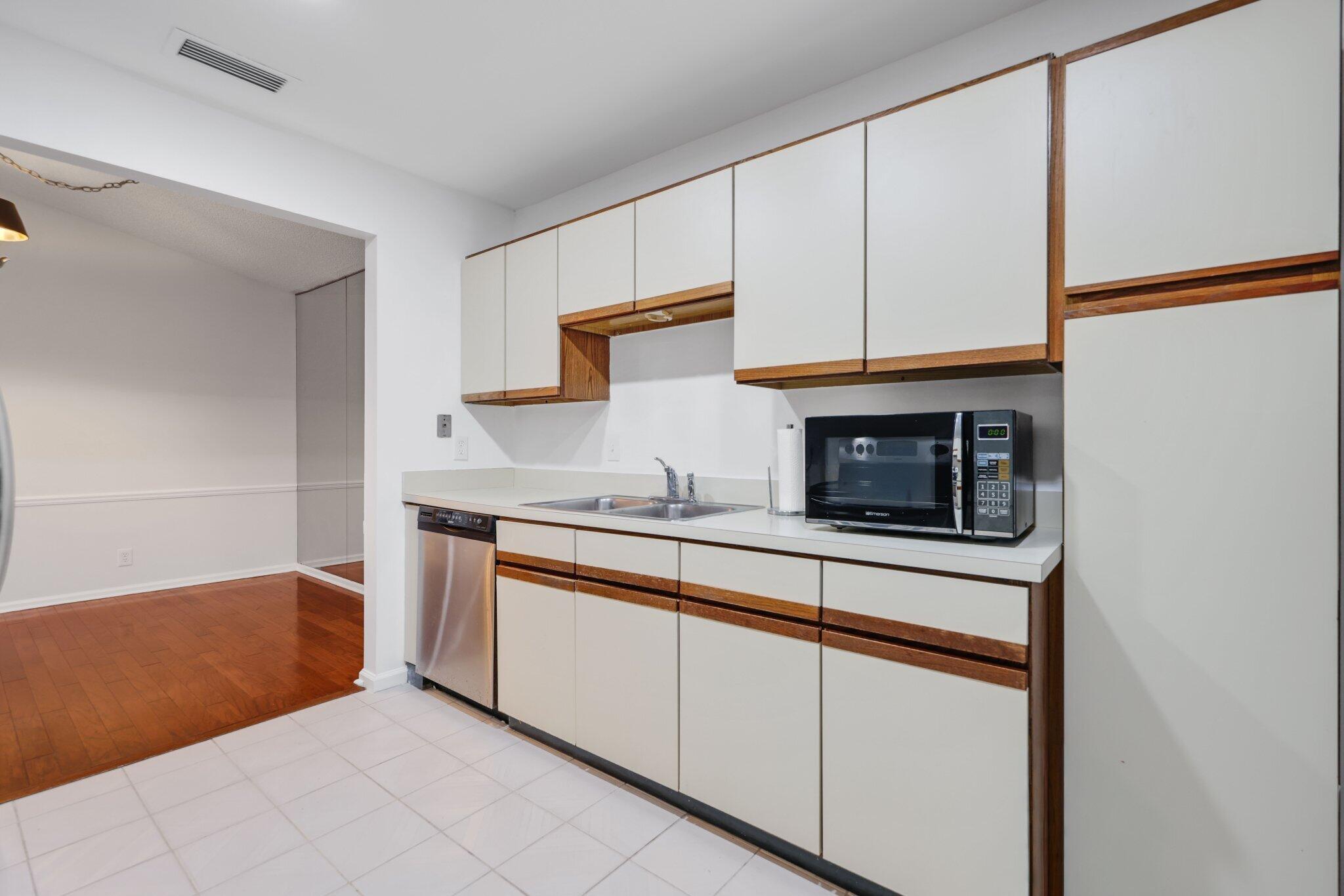 PGA RESORT COMMUNITY OF I - Residential