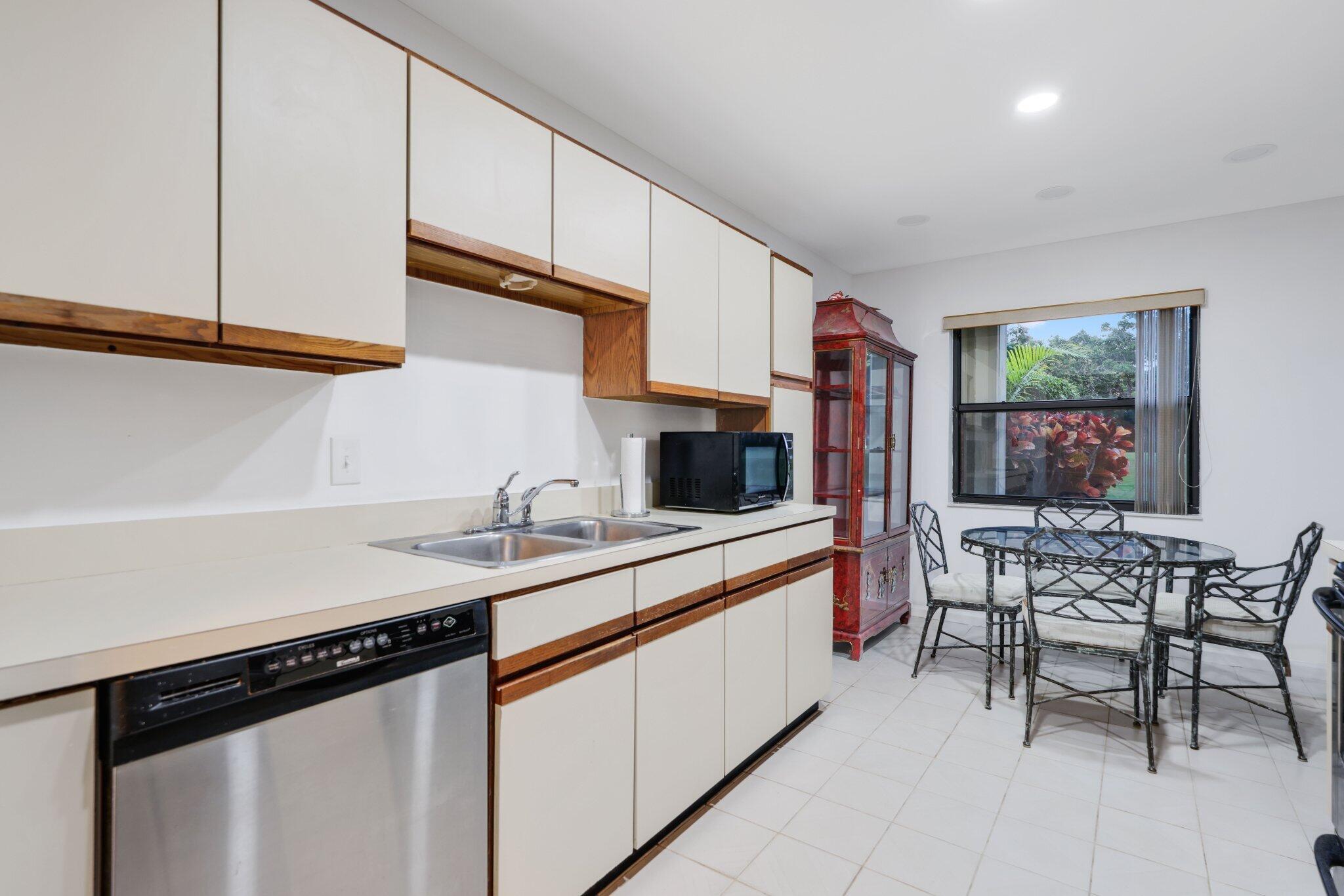 PGA RESORT COMMUNITY OF I - Residential