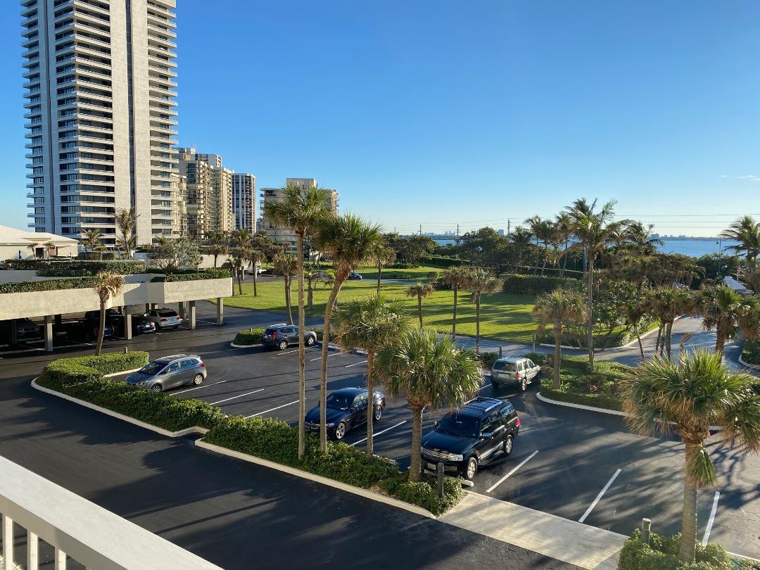 WATER GLADES CONDO - Residential