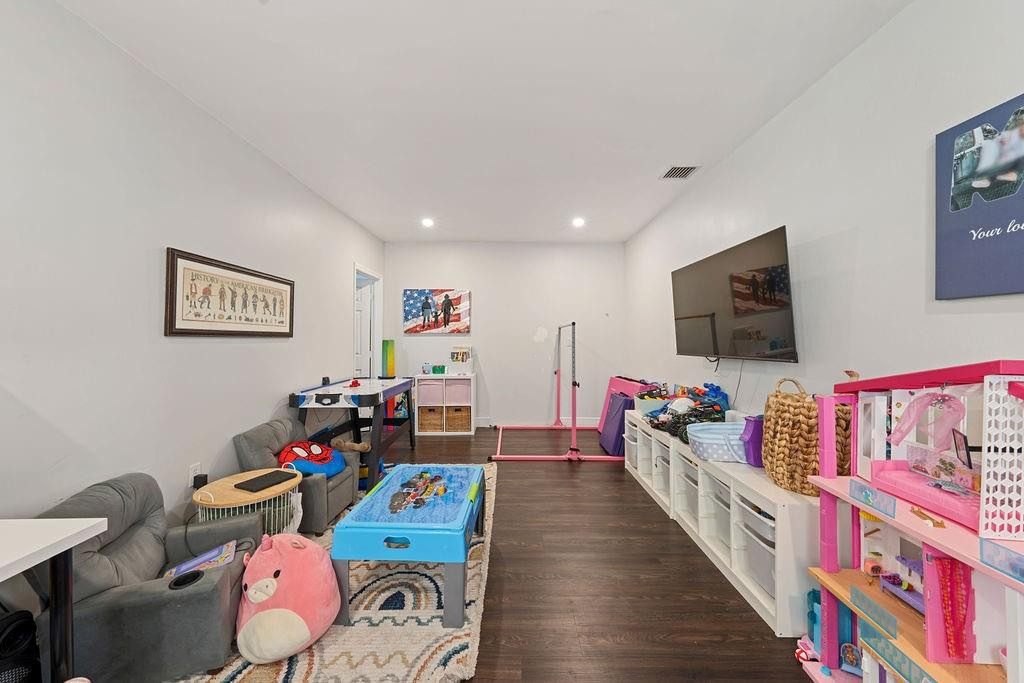 CALUSA CLUB ESTATES PT 1 - Residential