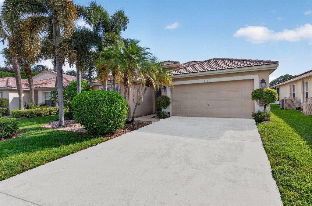 Photo of 8186 White Rock Circle, Boynton Beach, FL 33436 (MLS # B26092271)