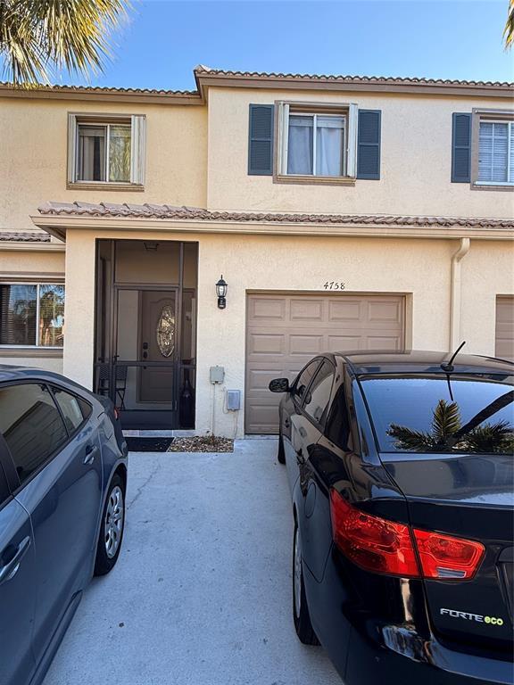 LAGO VISTA AT COCONUT CREEK - Residential Lease