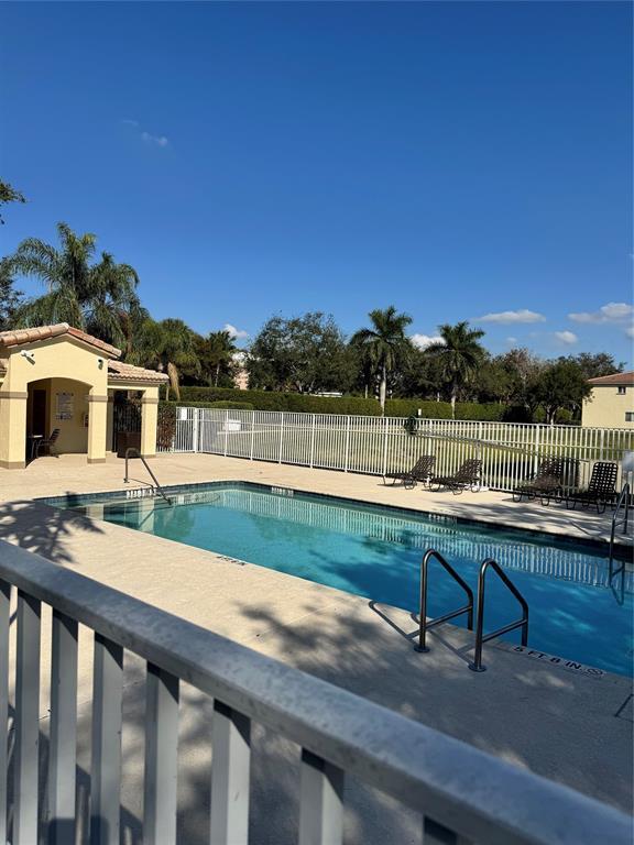 LAGO VISTA AT COCONUT CREEK - Residential Lease