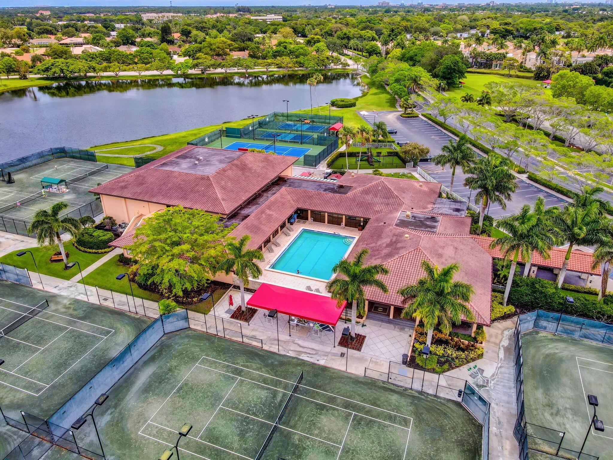 PGA RESORT COMMUNITY 1 - Residential