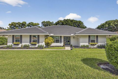 18 Berwick Road Palm Beach Gardens FL 33418