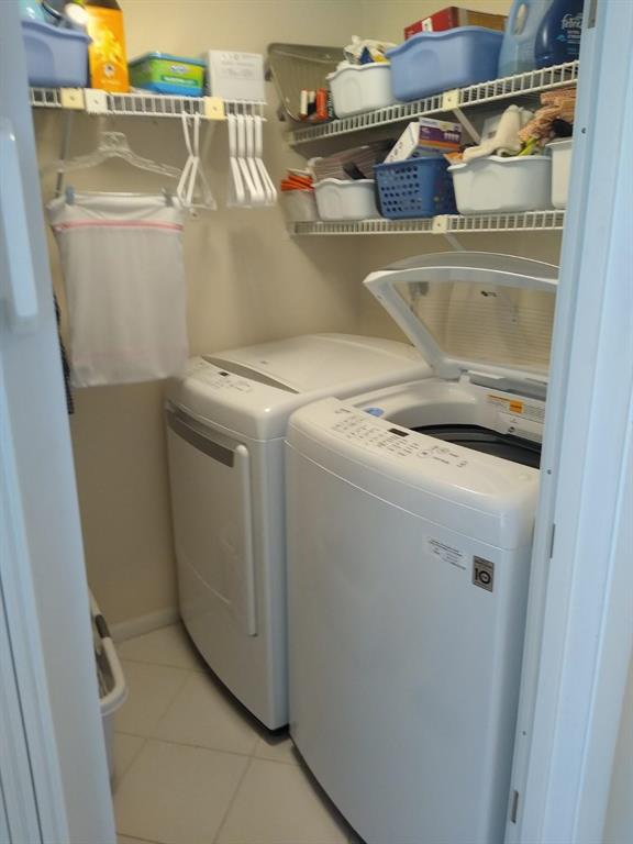 HAMLET AT POINCIANA CONDO - Residential