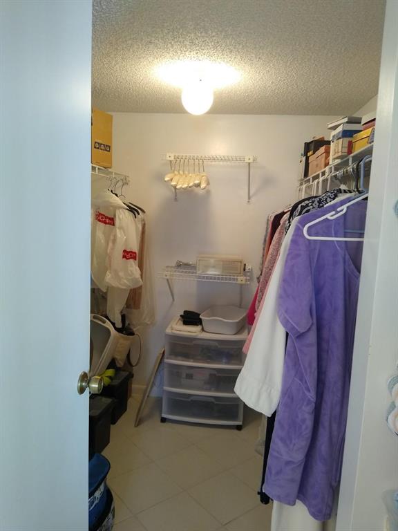 HAMLET AT POINCIANA CONDO - Residential