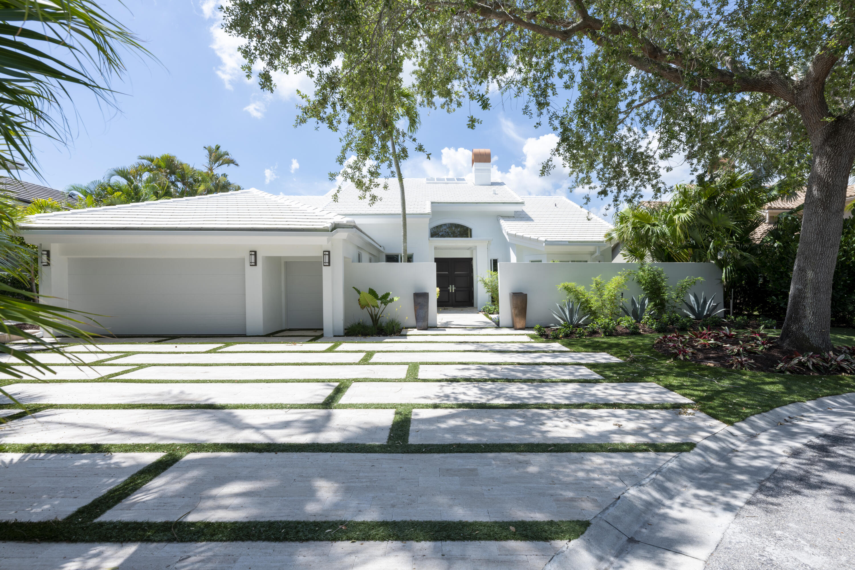 215 Island Drive