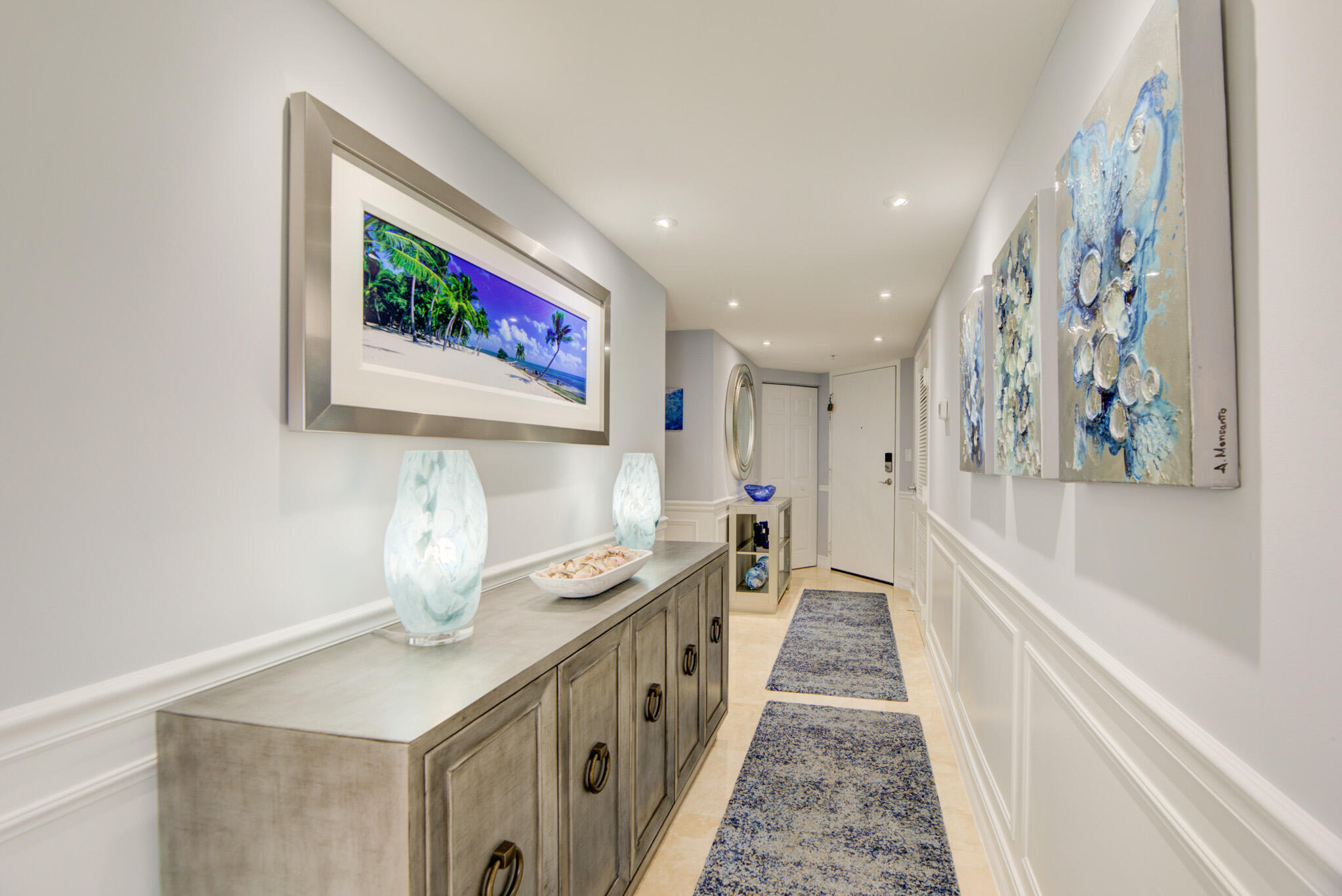 VUE CONDO - Residential
