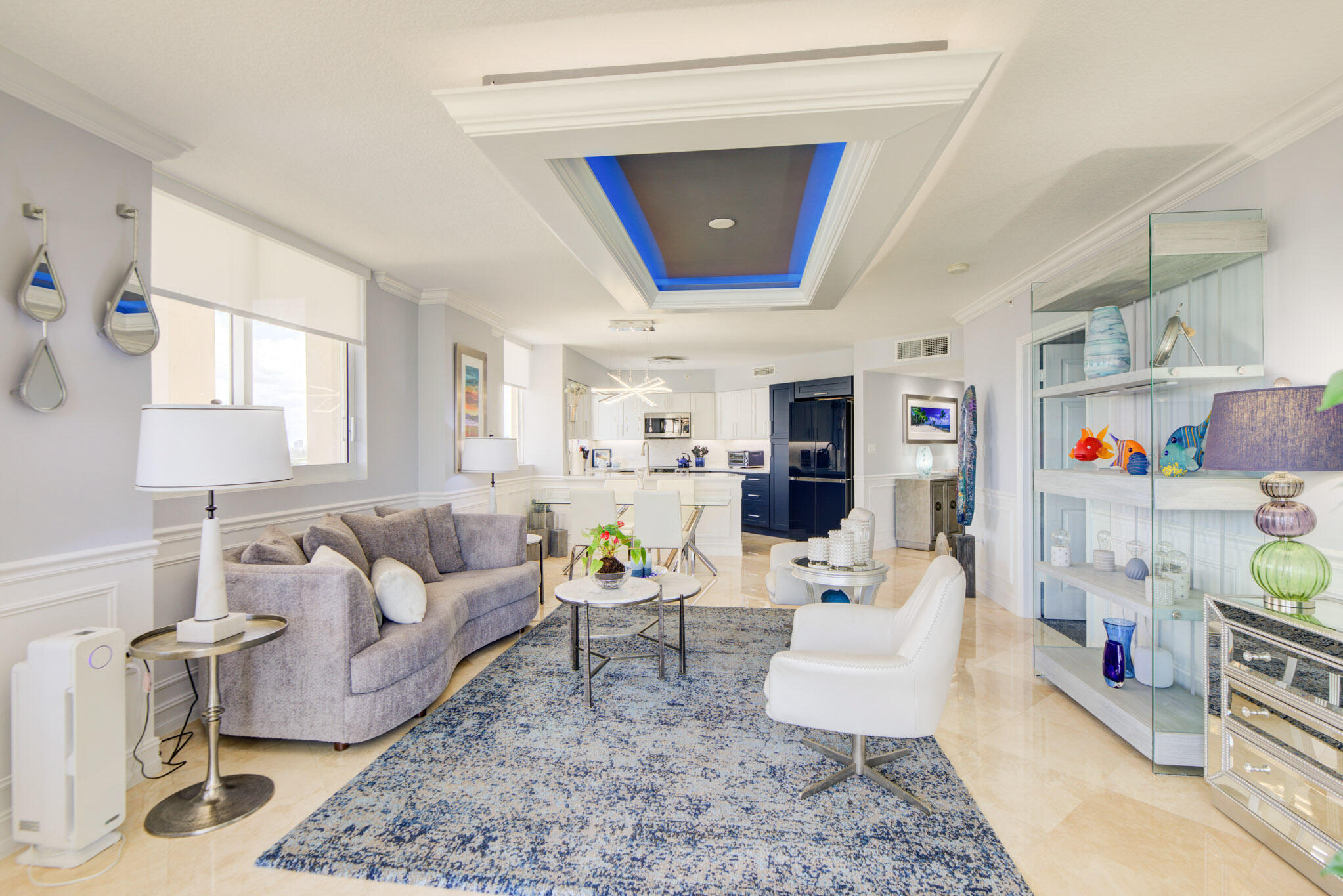 VUE CONDO - Residential