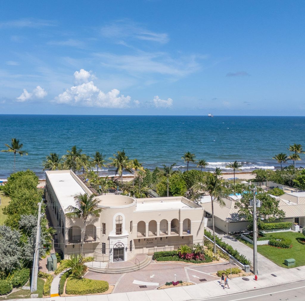 Photo of 2001 N Ocean Boulevard #Apt 1201, Fort Lauderdale, FL 33305 (MLS # B26033835)