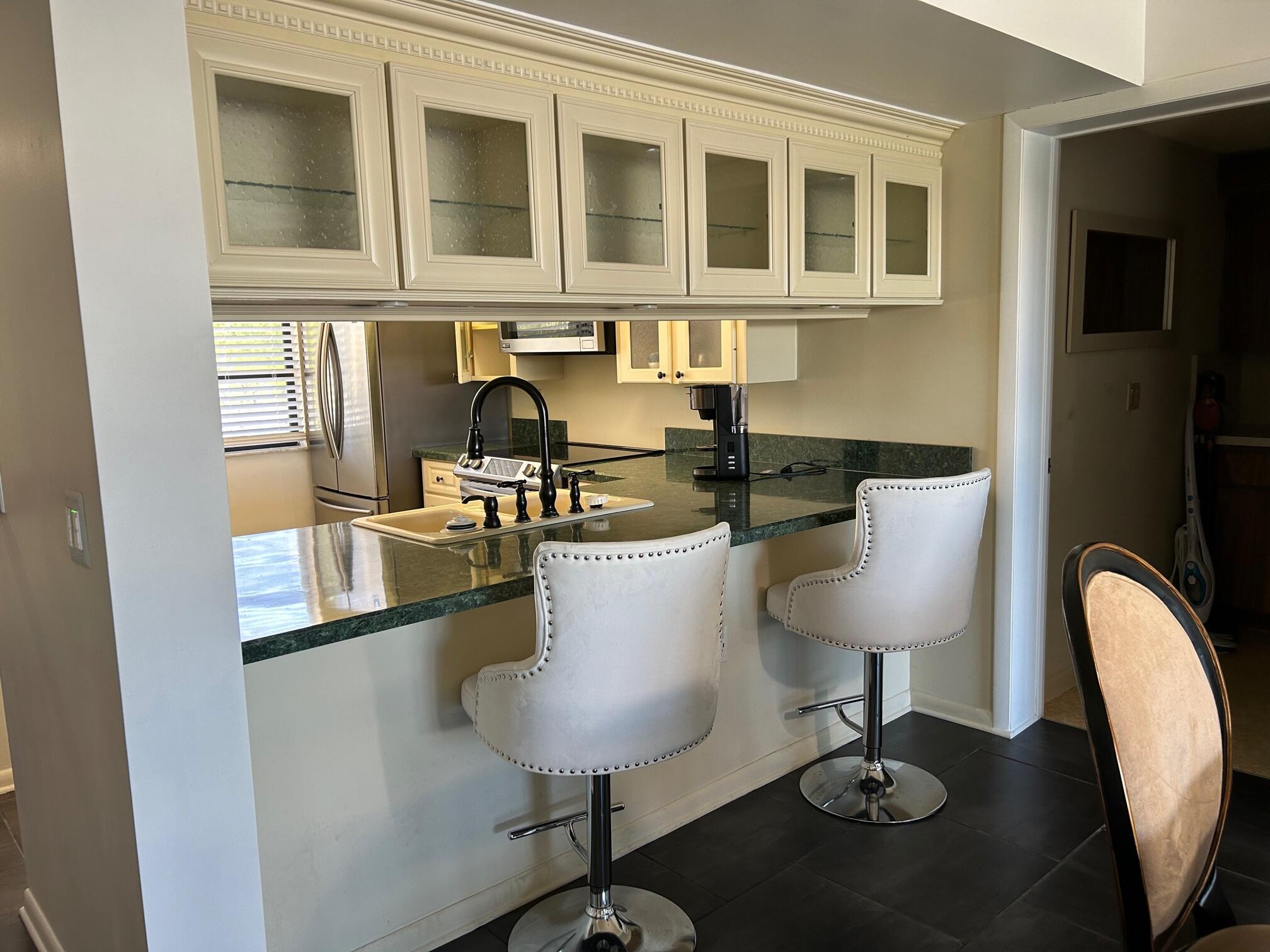 WHITEHALL CONDO OF THE LA - Residential Lease