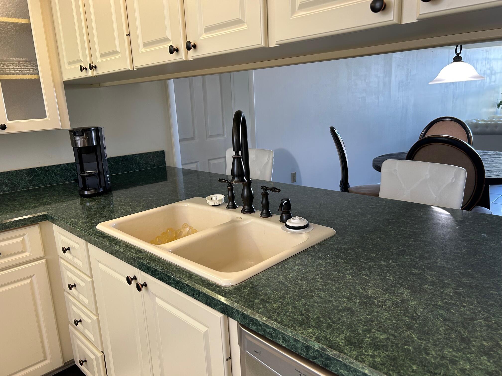 WHITEHALL CONDO OF THE LA - Residential Lease