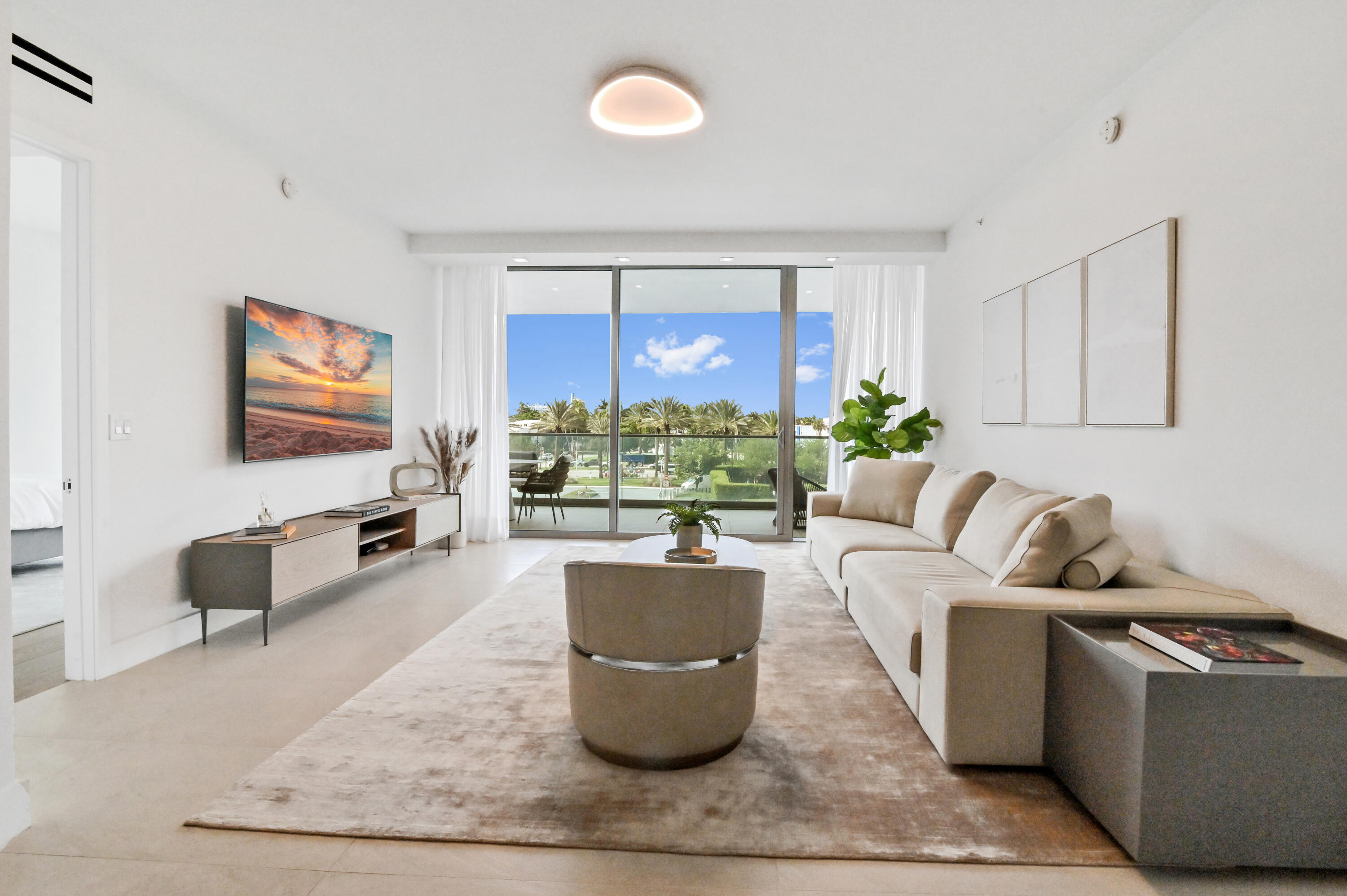 10203 Collins Ave 305