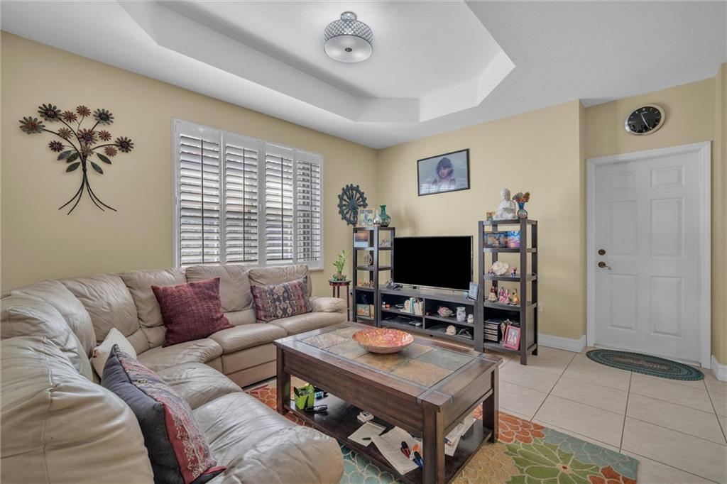 Karenero Falls 1st Add - Residential