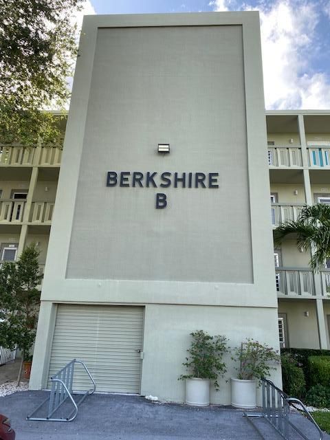 A home in Deerfield Beach