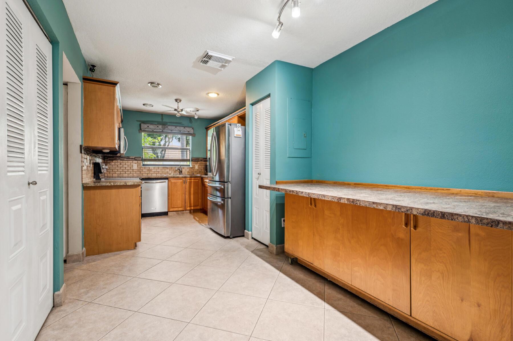 615 NW 31st Avenue