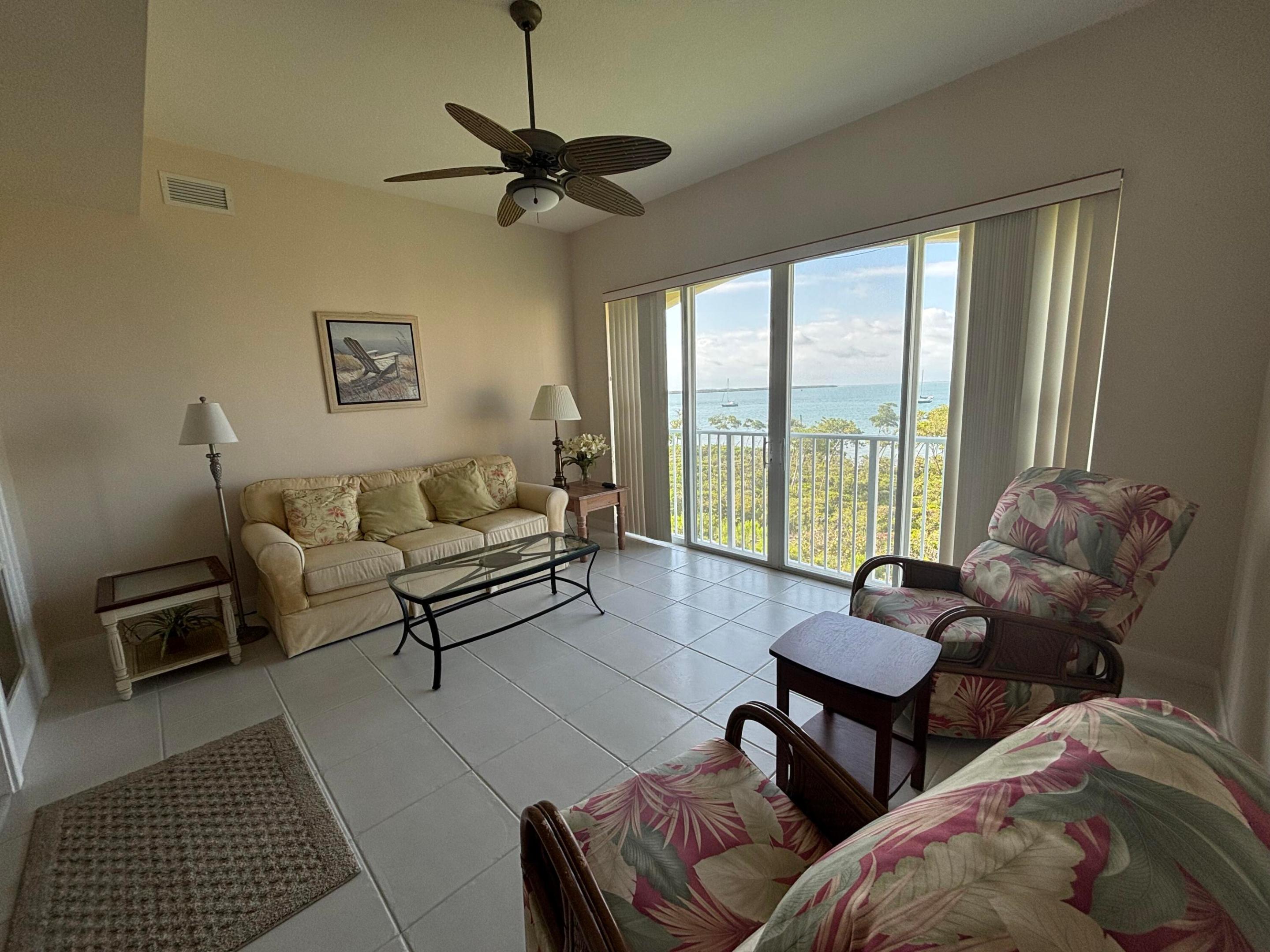 HARBOUR ISLE WEST - Residential