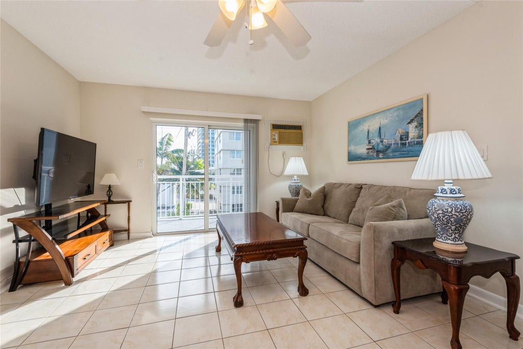 Photo of 720 ORTON Avenue #306, Fort Lauderdale, FL 33304 (MLS # B26065600)