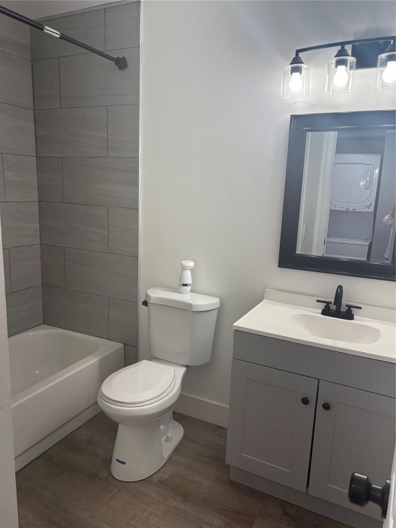 The Courtyard Condominium - Residential