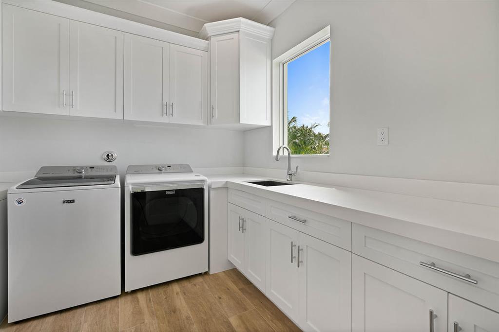 CAPTAINS KEY - Residential