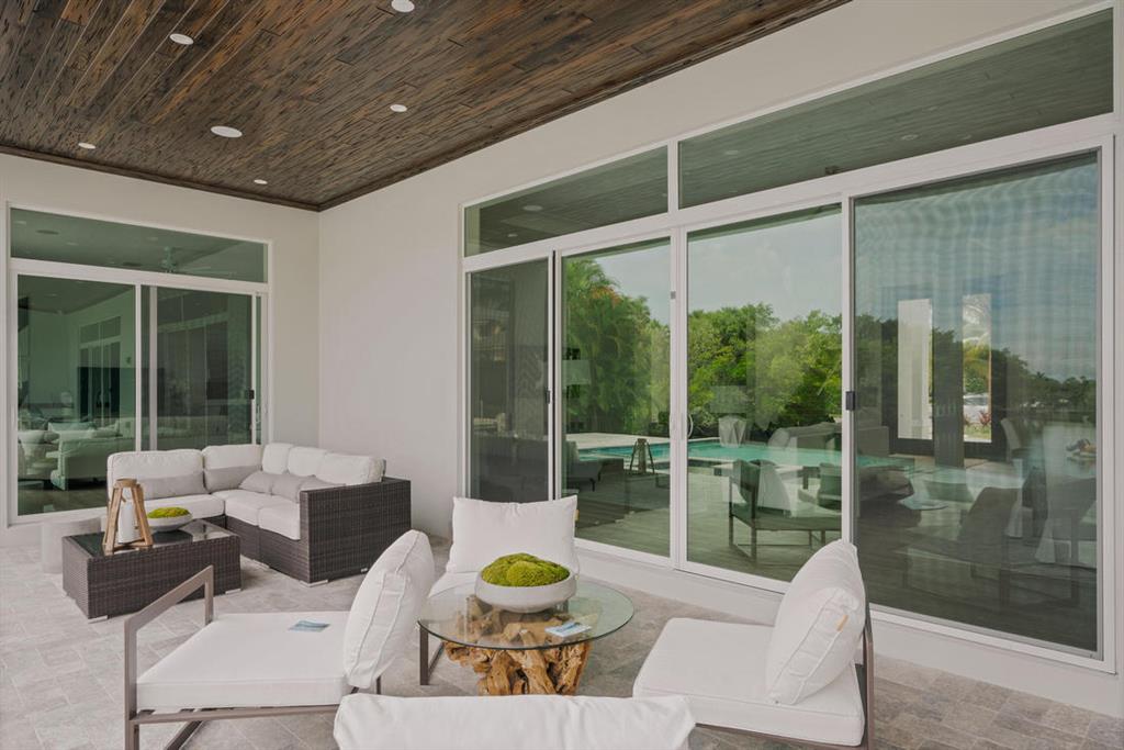 CAPTAINS KEY - Residential