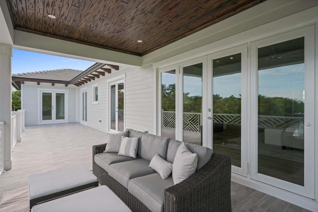 CAPTAINS KEY - Residential