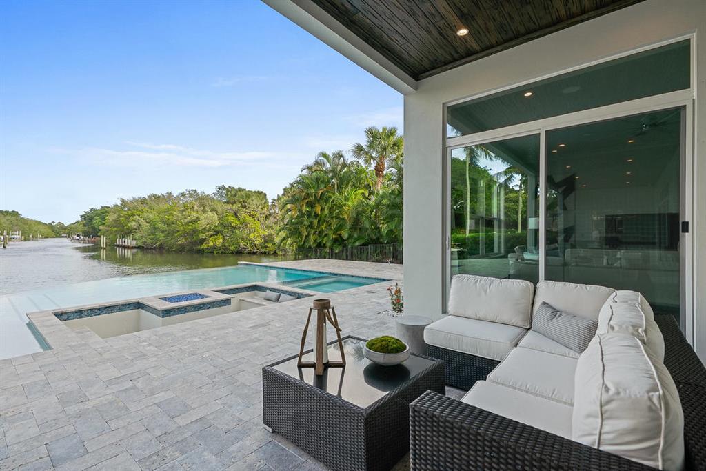 CAPTAINS KEY - Residential