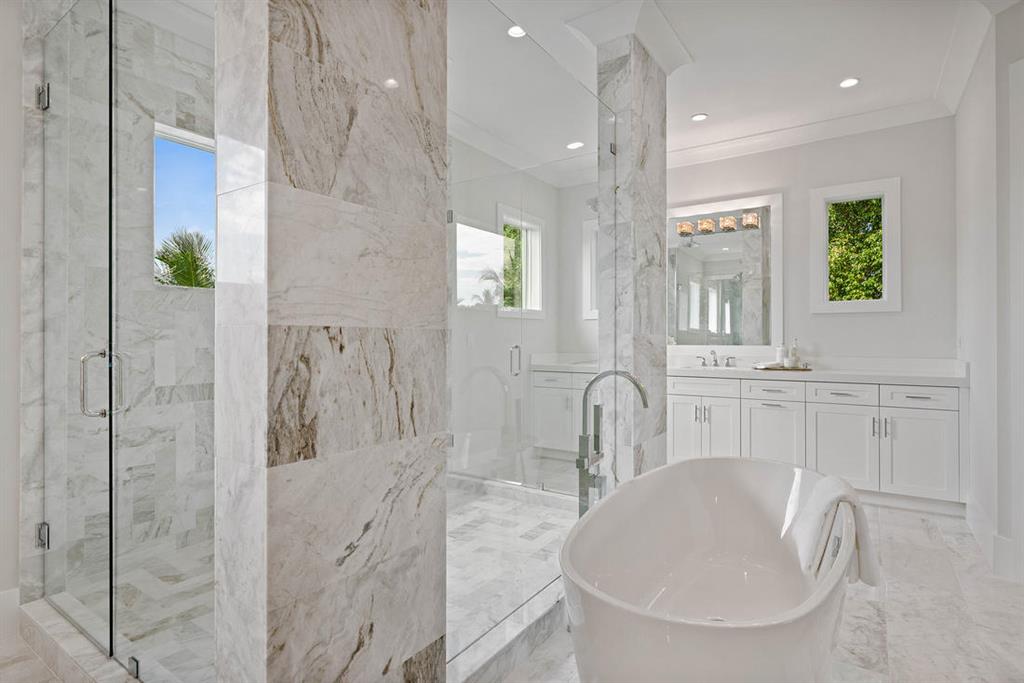 CAPTAINS KEY - Residential