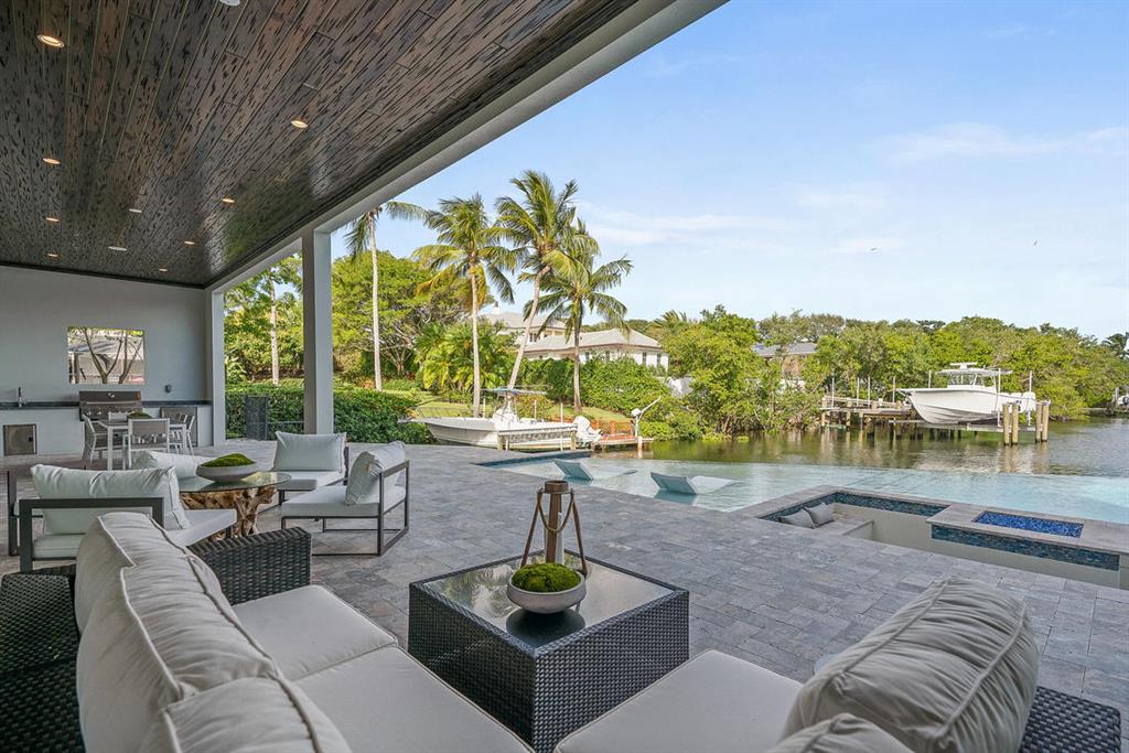 CAPTAINS KEY - Residential