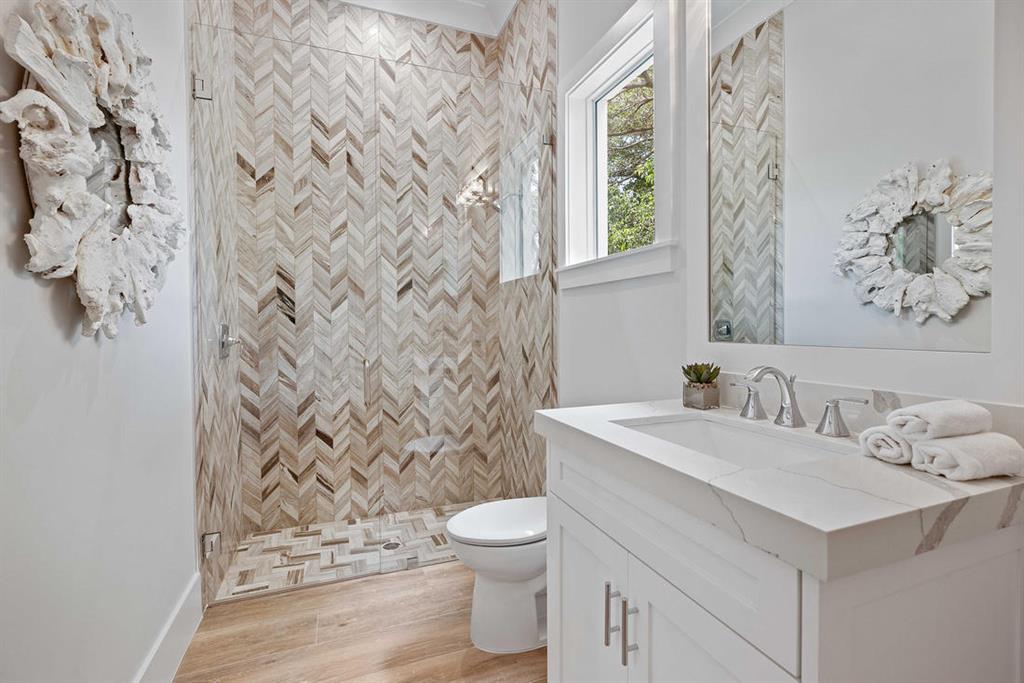 CAPTAINS KEY - Residential