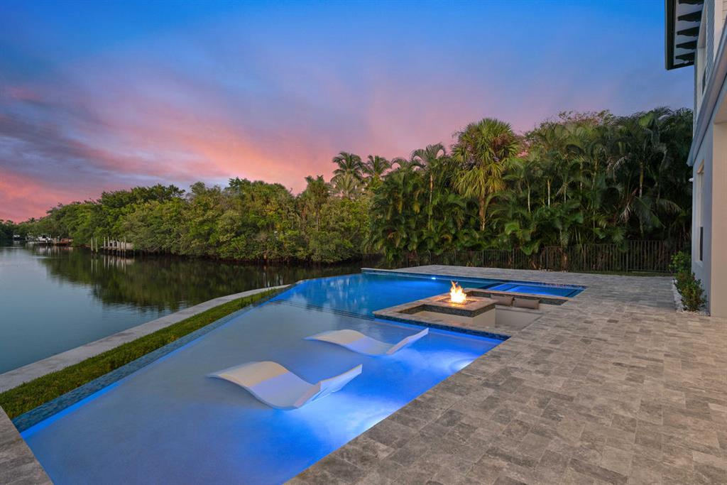 CAPTAINS KEY - Residential