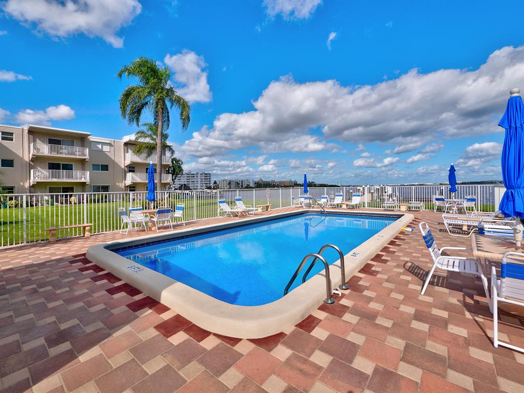 ISLAND TOWERS INC CONDO - Residential