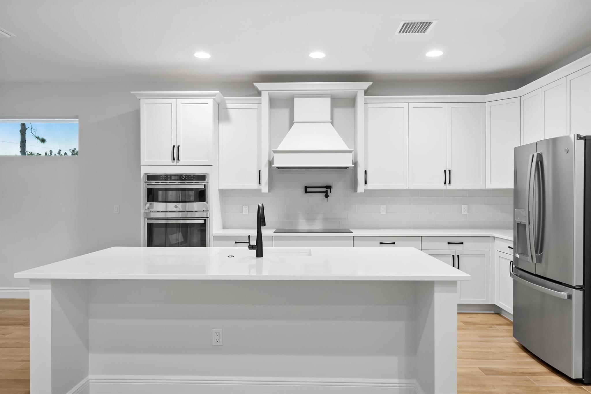 CRYSTAL FALLS OF VERO - Residential