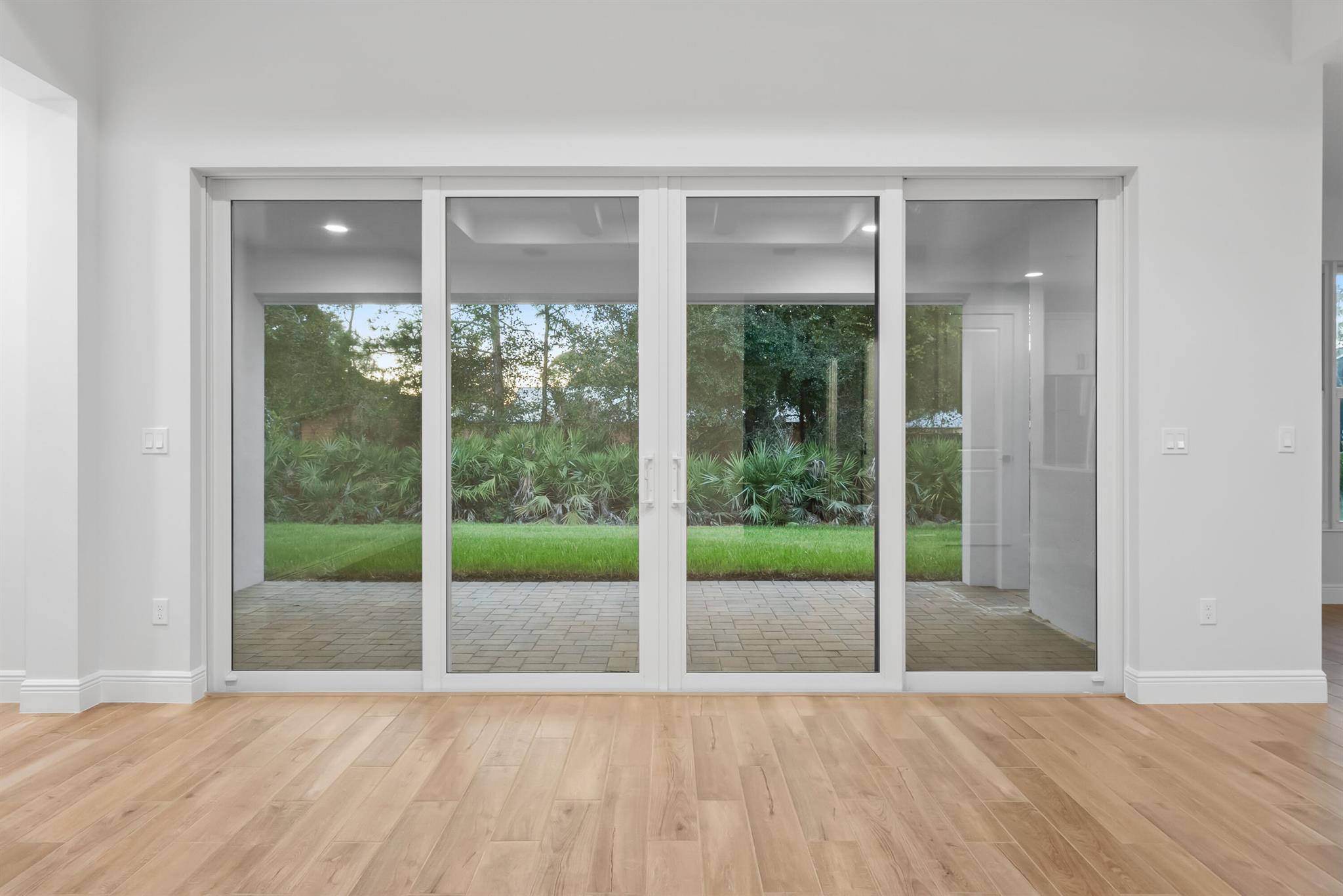 CRYSTAL FALLS OF VERO - Residential