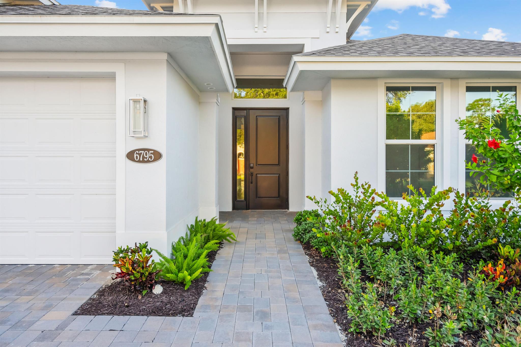 CRYSTAL FALLS OF VERO - Residential