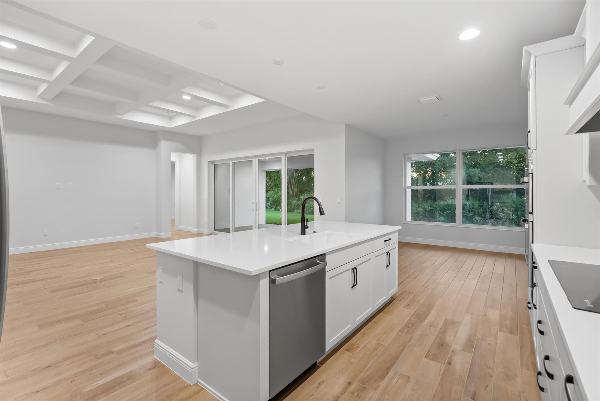 CRYSTAL FALLS OF VERO - Residential