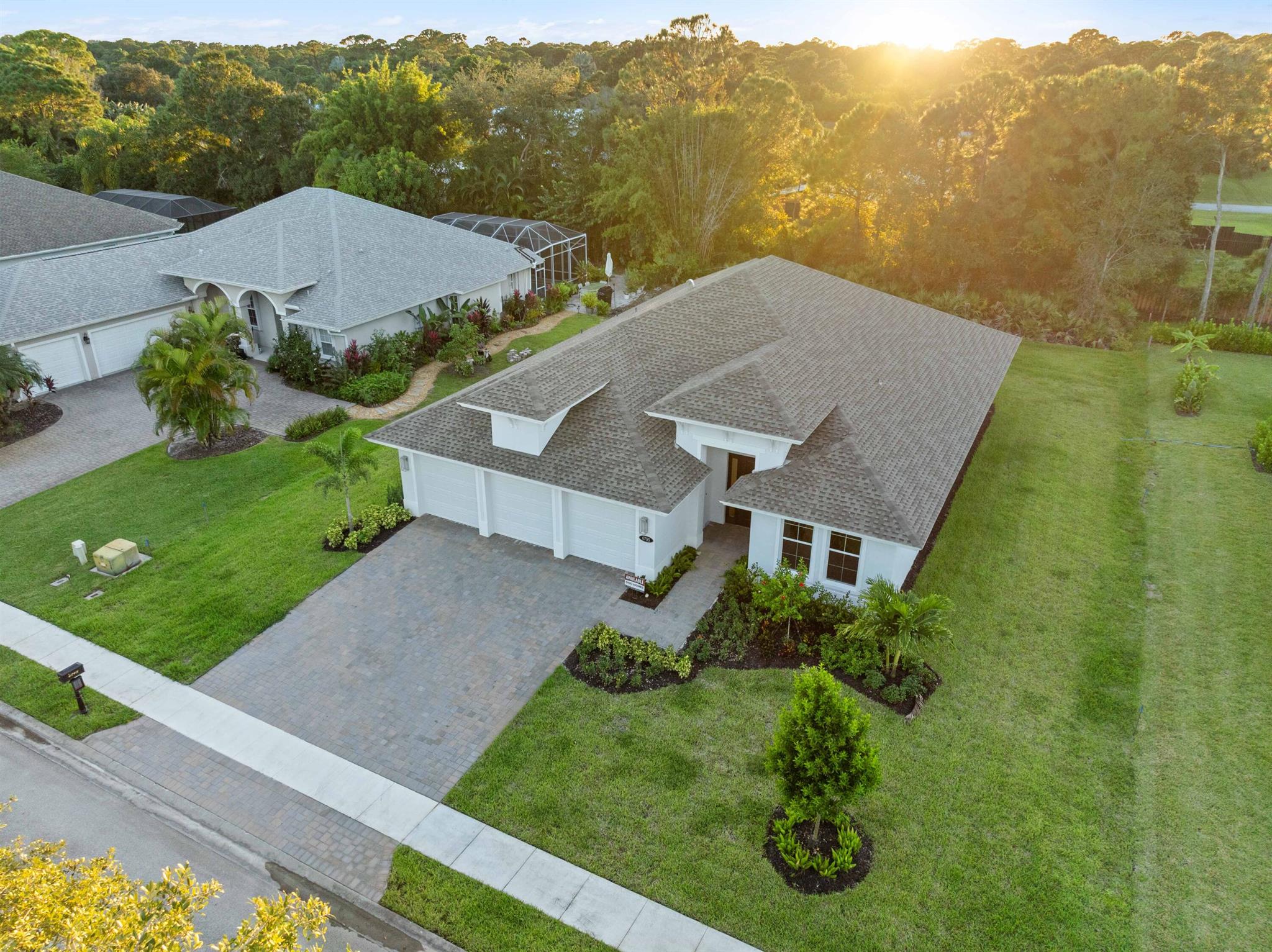 CRYSTAL FALLS OF VERO - Residential