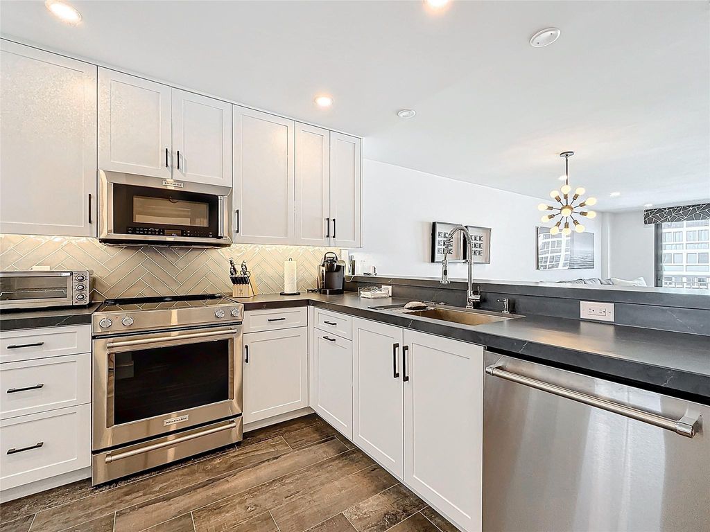 Photo of 3100 NE 48th Street #708, Fort Lauderdale, FL 33308 (MLS # F10478961)