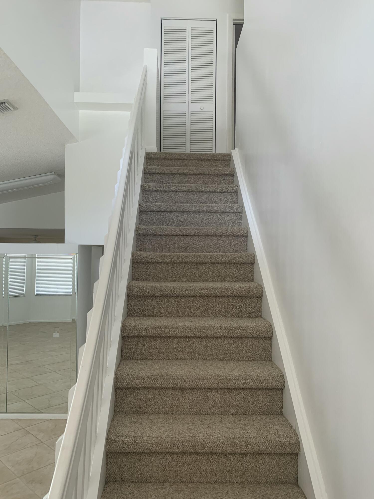 Towngate 156-11 B - Residential