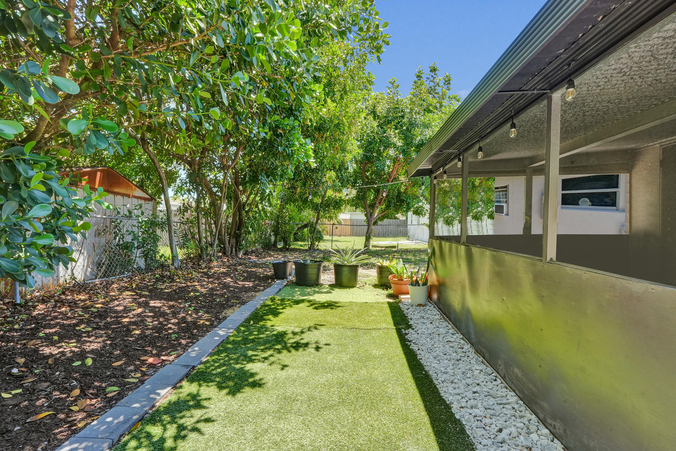 COLLIER MANOR FIRST ADD - Residential