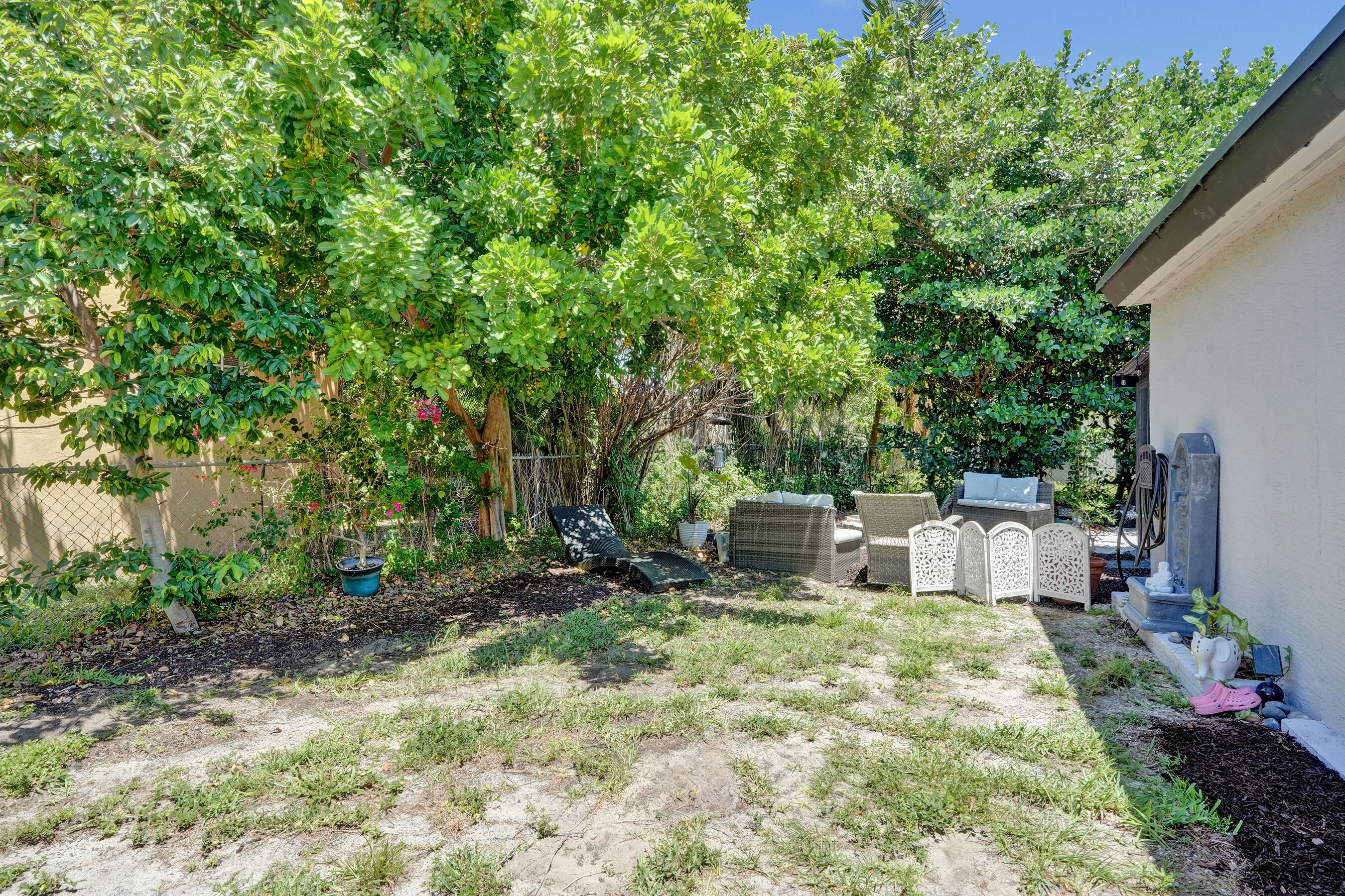 COLLIER MANOR FIRST ADD - Residential