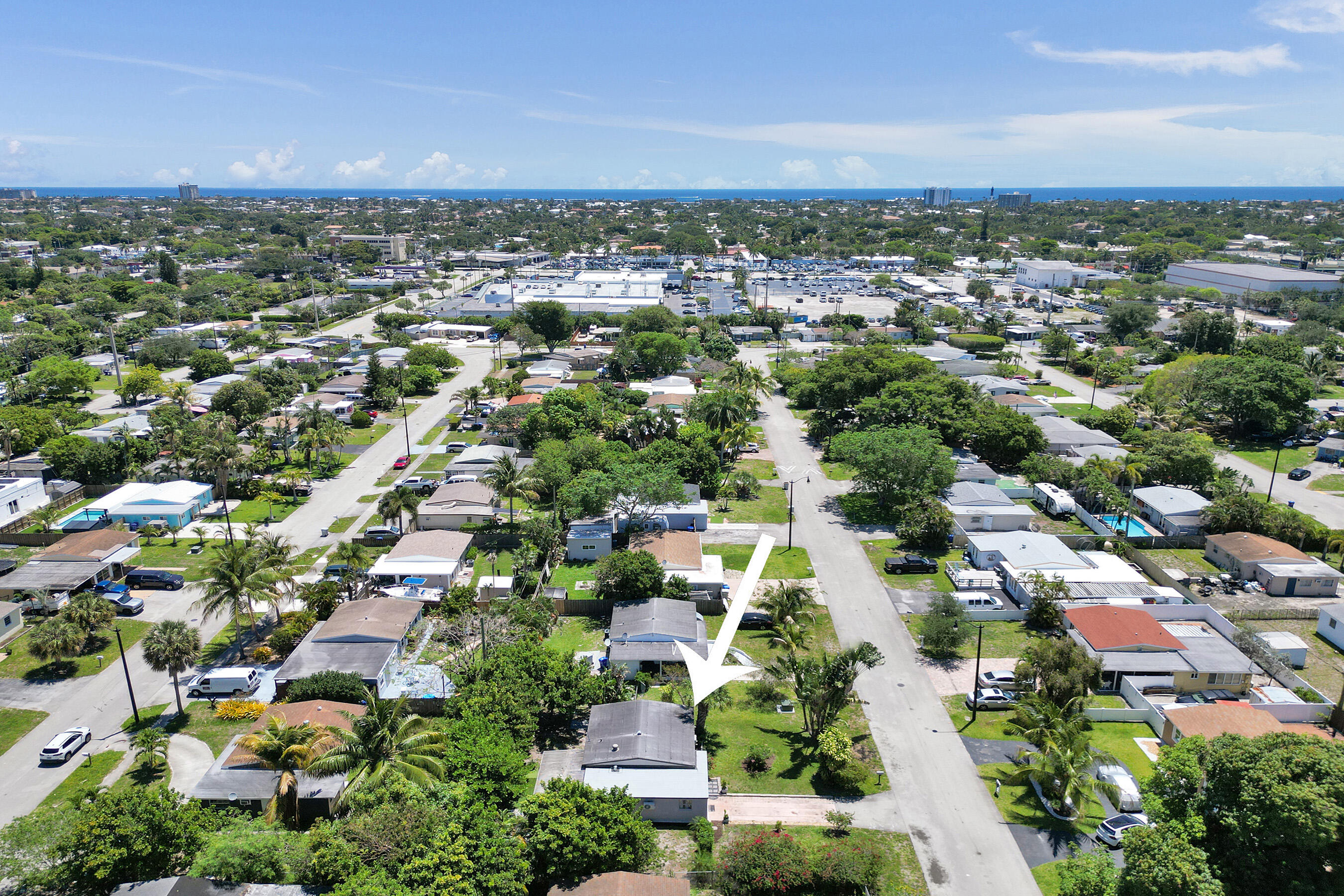 COLLIER MANOR FIRST ADD - Residential