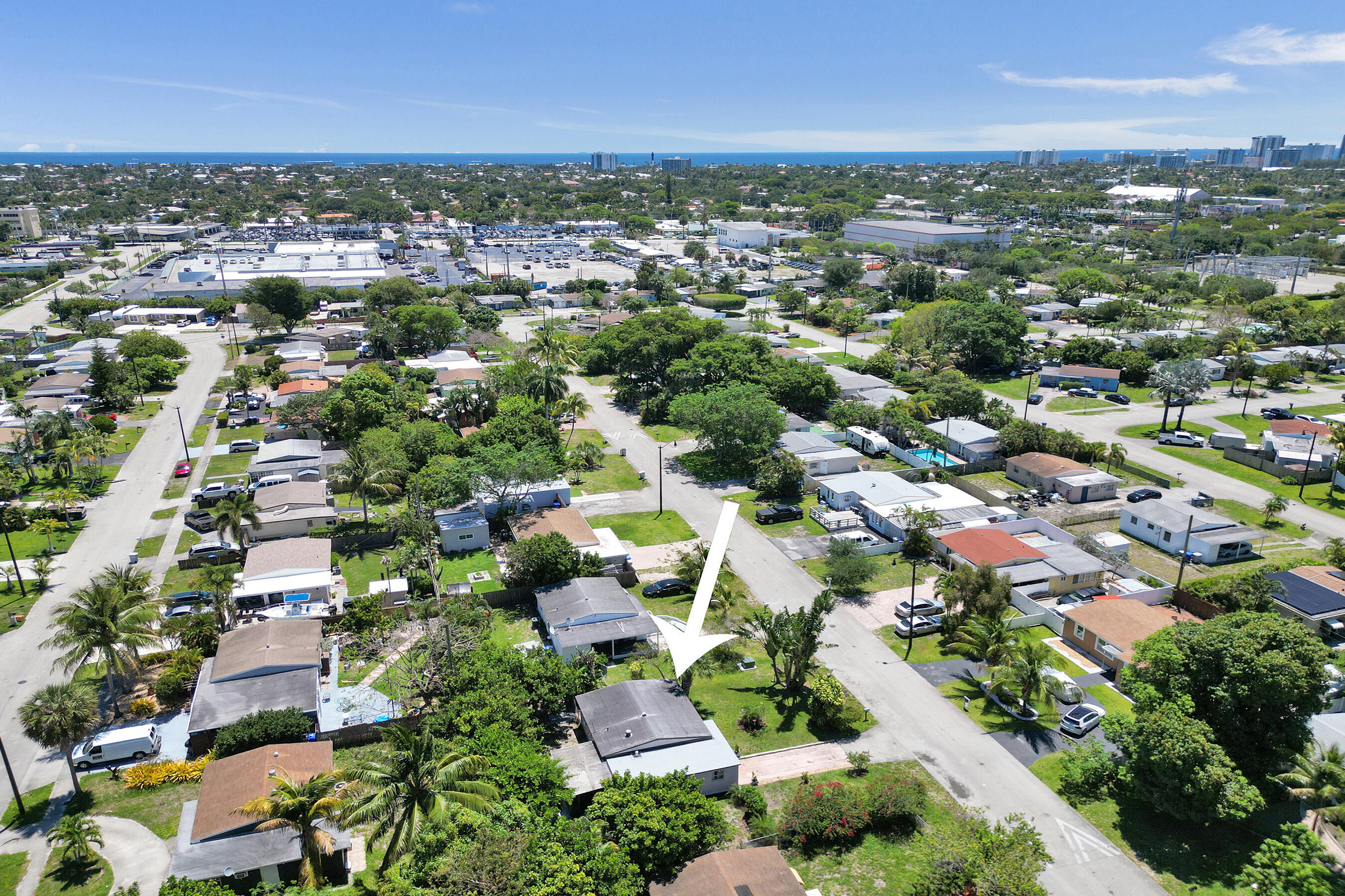 COLLIER MANOR FIRST ADD - Residential