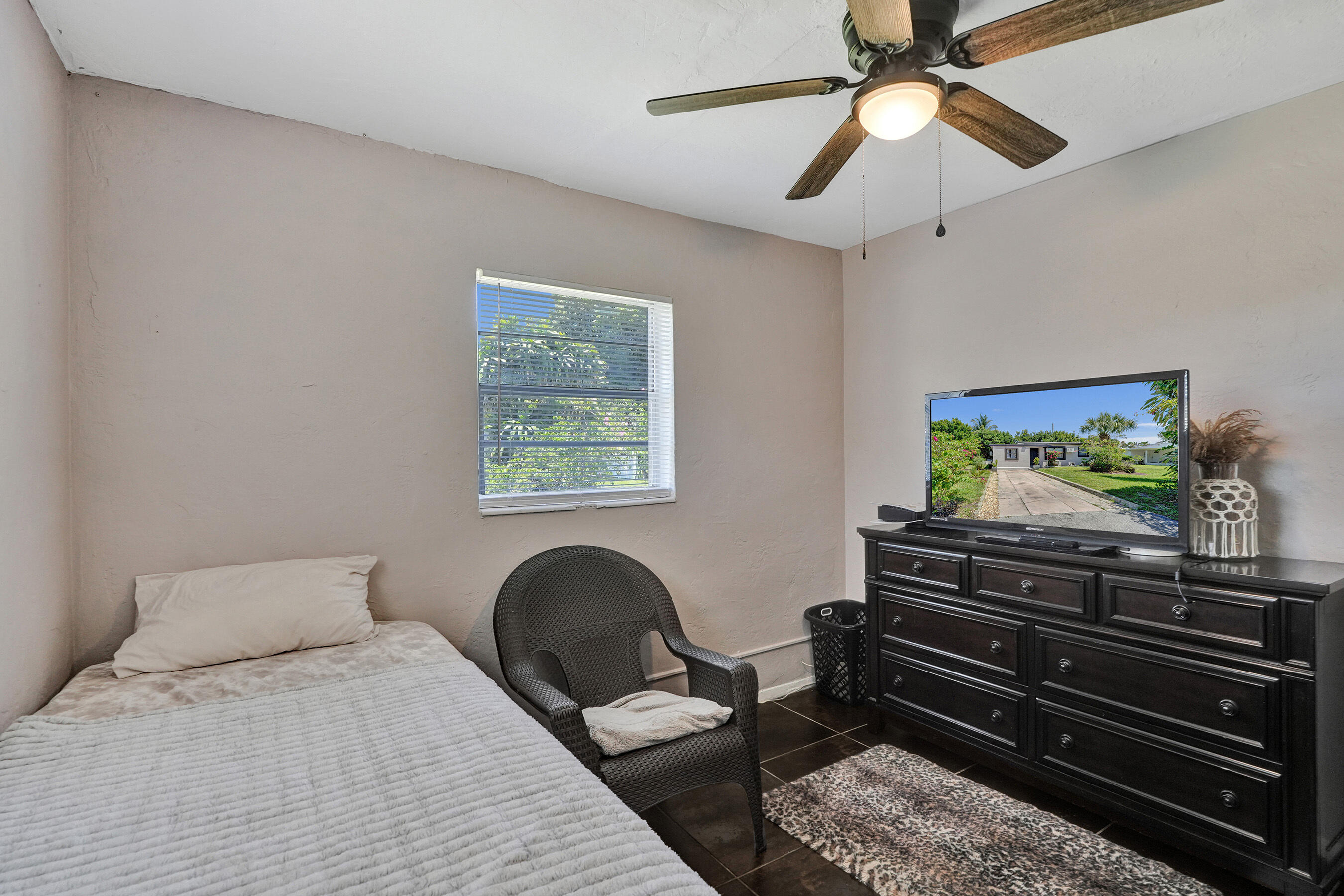 COLLIER MANOR FIRST ADD - Residential