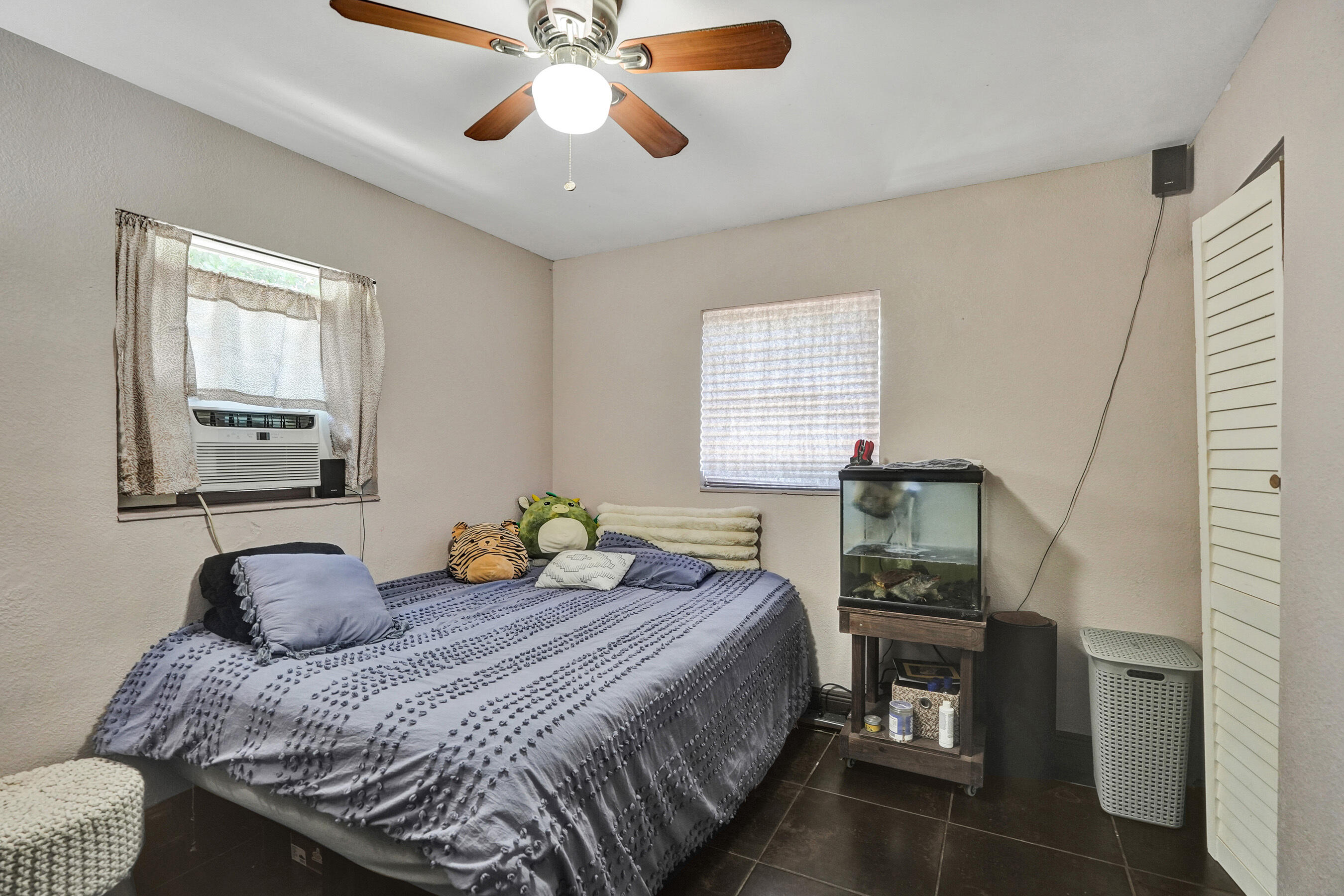 COLLIER MANOR FIRST ADD - Residential