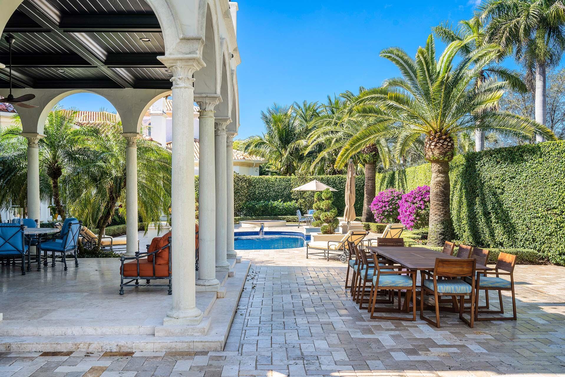 ROYAL PALM YACHT & COUNTR - Residential